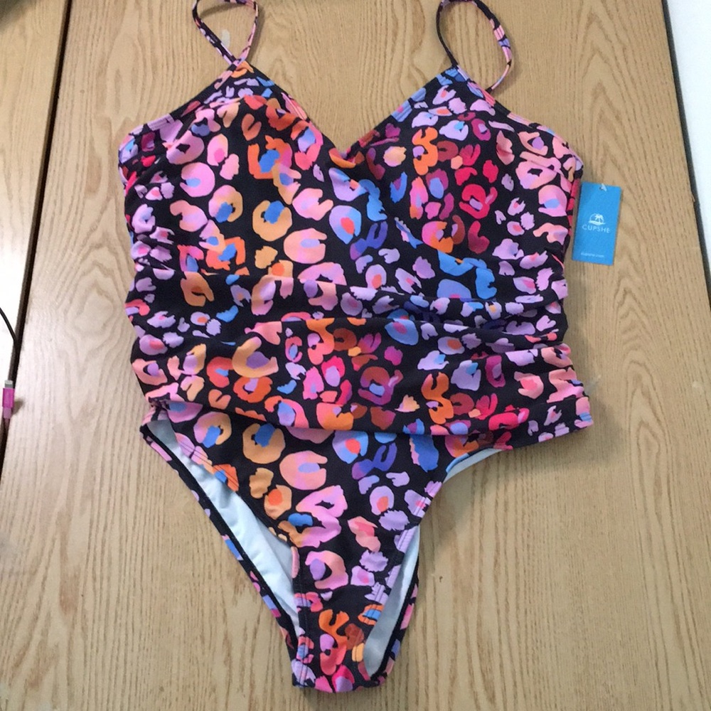 New Womens Cupshe Leopard Print 1pc Swimsuit Navy Pink Lavender Blue Size XLarge